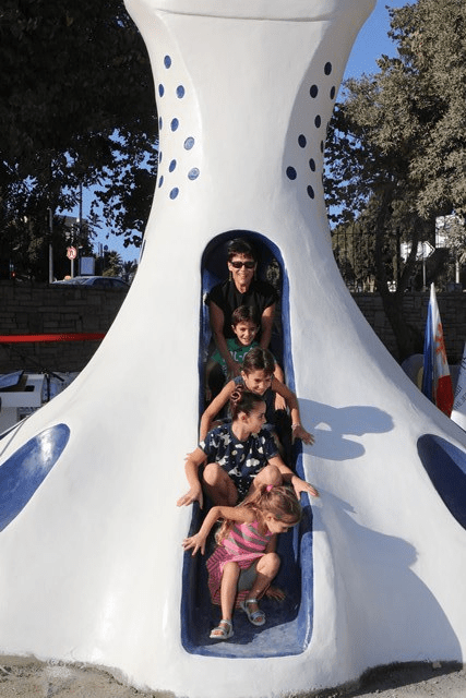 Sue Ela with children.png